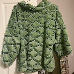 Trellis Faux Fur Popover from Ivy Jane M/L